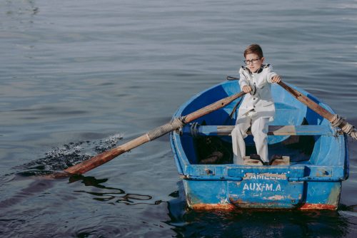 Comuniones en Camelle, las fotos de la conunión del marino Iván por Viéndote Crecer Fotografía Infantil en la Cosa da Morte