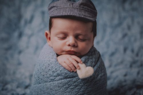 Las bonitas fotos de recién nacido de Martiño de Camelle por Viéndote Crecer Fotografía Infantil en Galicia