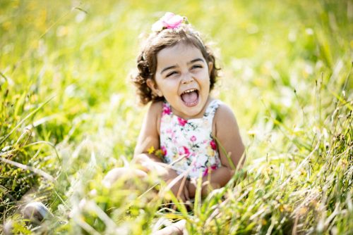 Las fotos de la sesión de fotos despues de un paseo por el campo de Tiago y Emilia por Viéndote Crecer Fotografía Infantil