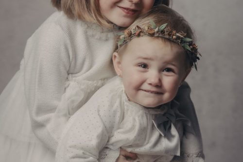 La sesión de fotos de 2 hermanitas Lía y Lola por Viéndote Crecer Fotografía Infantil en Galicia